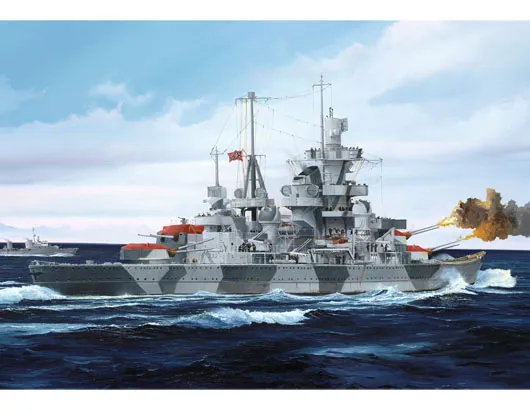 Trumpeter German Cruiser Admiral Hipper 1941 05776