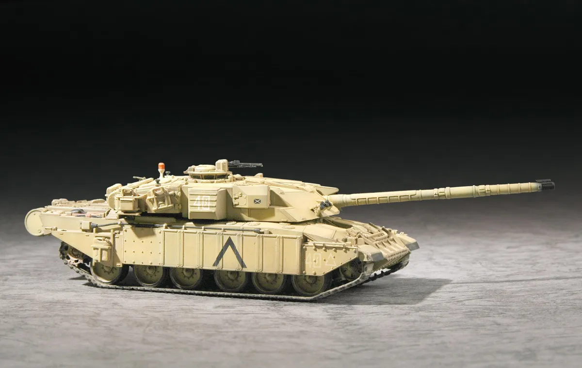 Trumpeter British Challenger 1MBT(Desert Version) 07105